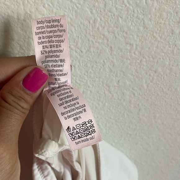 NWOT Victoria Secret Embellished White Bodysuit, Size Large - Picture 13 of 13